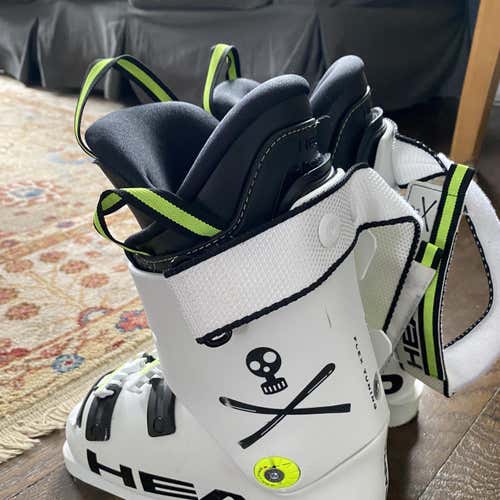 New HEAD Raptor RS Ski Boots