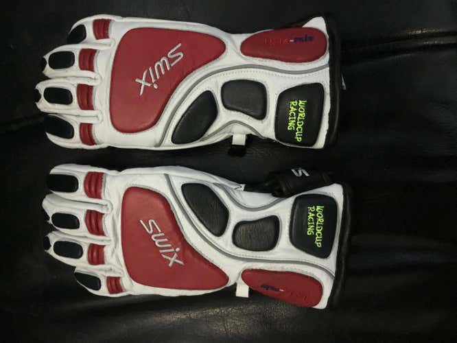 New Swix Womens Beaver Creek Alpine Race Glove, size Medium, $40 or best offer.