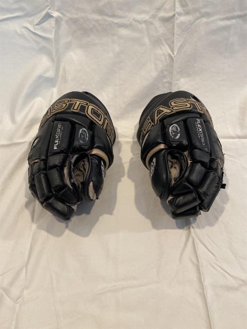Black Senior Easton Air 14" Gloves
