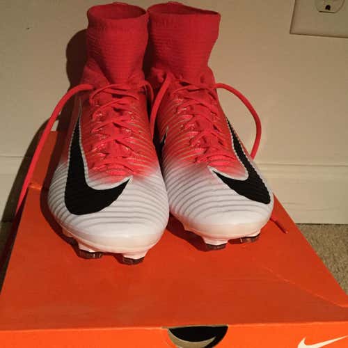 NIB Nike mercurial Superfly V DF FG
