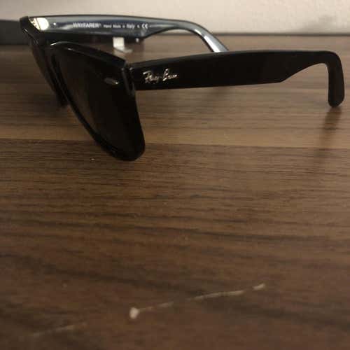Black Adult Medium Rayzor Sunglasses