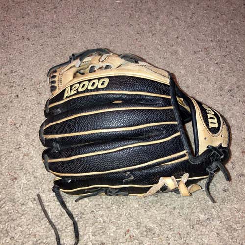 (SEND OFFERS) Used Right Hand Throw A2000 1787 11.75" Baseball Glove