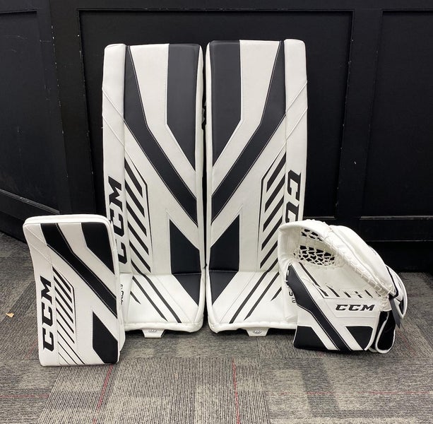 New CCM AXIS 1.9 Goalie Full Set | 33 +1 | White/Black