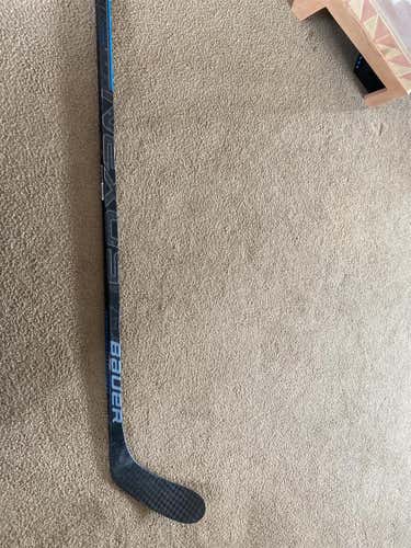 Senior Left Hand Nexus 2N Mid Pattern  Hockey Stick