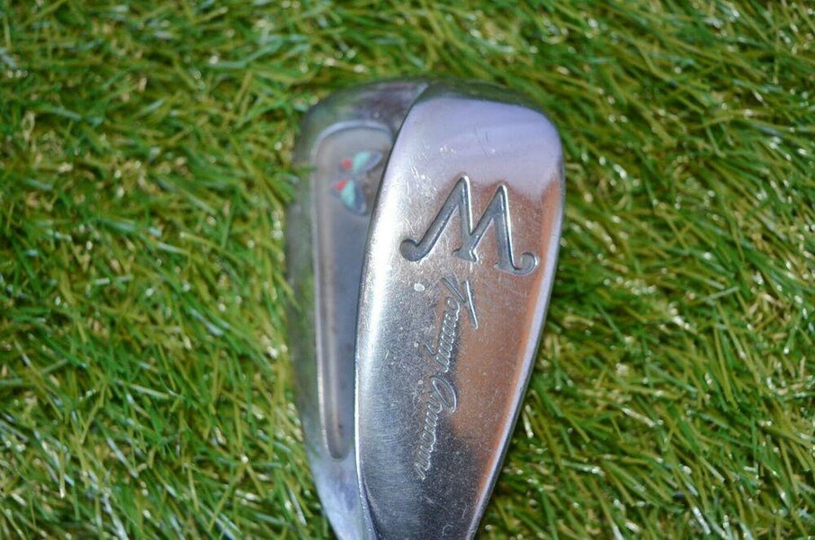 Tommy Armour 		Wedge 	Right Handed 	34"	Steel 	Stiff	New Grip
