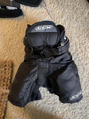 Youth Small CCM U+ Fit 05 Hockey Pants