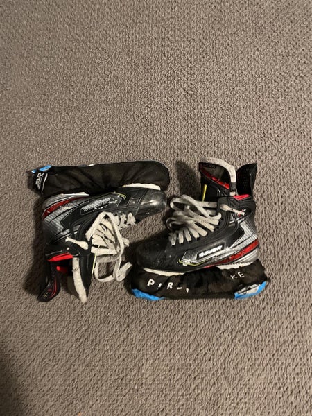 Junior Bauer Vapor 2X Pro Regular Width Size 3.5 Hockey Skates