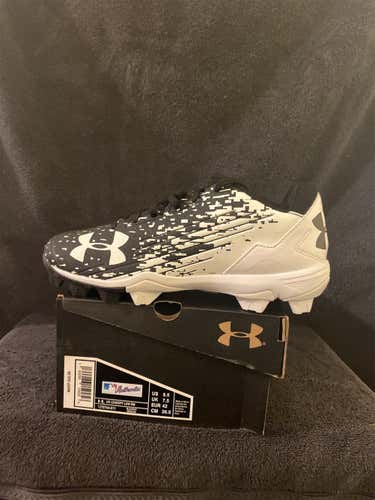 Black New Molded Cleats Under Armour