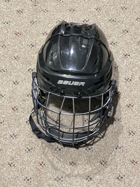 Black Used Medium Bauer Re-Akt 95 Helmet