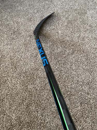 Senior Left Hand Nexus Geo  Hockey Stick