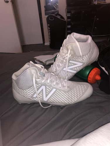 Sz 10 New Balance Burn X Mid Cleats