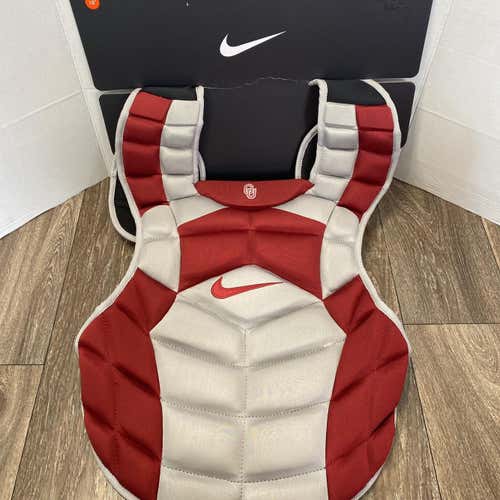 Nike Vapor Catcher's Chest Protector 18” OU Oklahoma Unisex