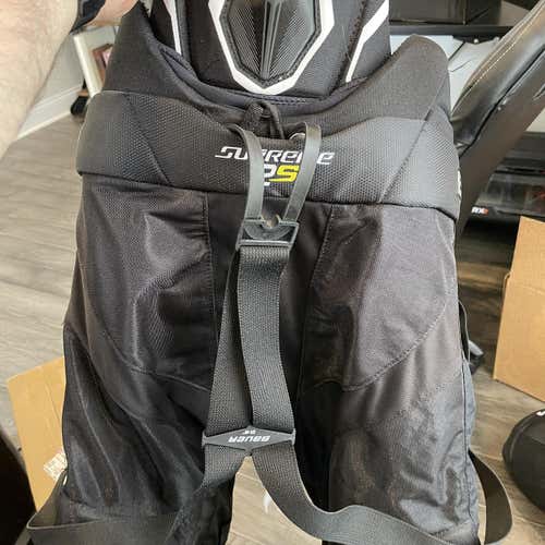 Black Senior Large Bauer Supreme 2S  Hockey Pants Excellent condition