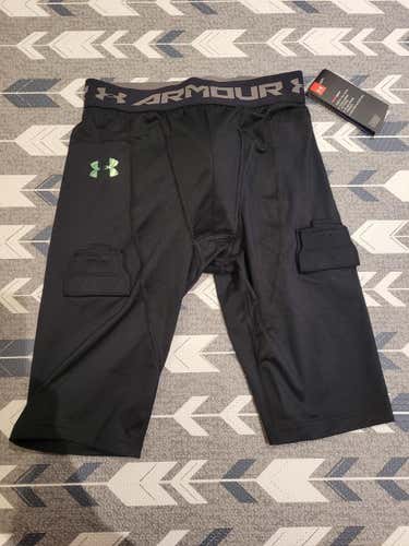 Men's Under Armour Hockey Compression short with Cup (Medium)