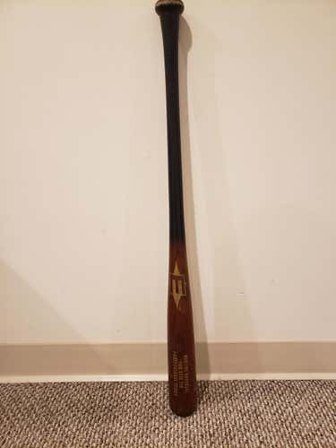 Used High School/College Easton Wood Pro Stix 110 Bat 32"