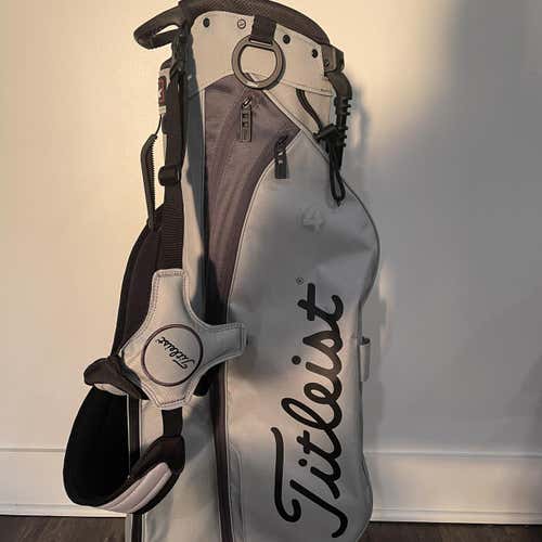 Titleist 2021 Players 4 Stand Bag *brand new see description*