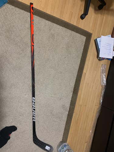 Senior Left Hand Vapor Flylite League Pro Stock Hockey Stick