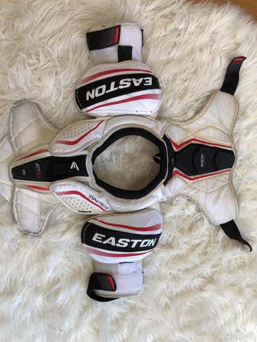 Junior Small Easton Synergy 650 Shoulder Pads