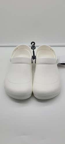 Crocs Classic Clog White New Adult Unisex Size 11 (Women's 12) Other Sandals