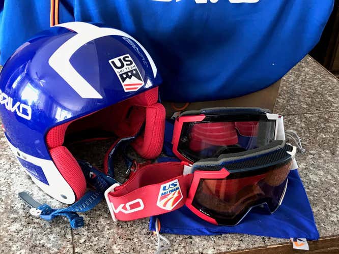 Blue Used Unisex Large Briko Vulcano USA Helmet with 2 Pr Goggles