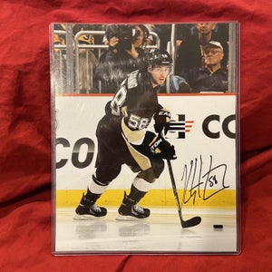 Kris Letang Pittsburgh Penguins Signed / Autographed 8x10 Photo