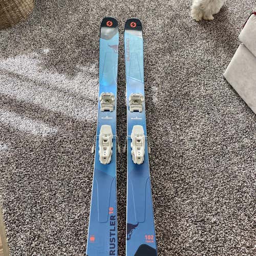 Unisex  All Mountain Rustler 10 With Bindings Max Din 11 Skis