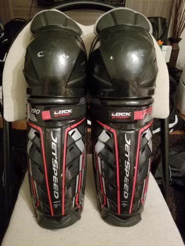 CCM JetSpeed FT390 Shin Pads 14"