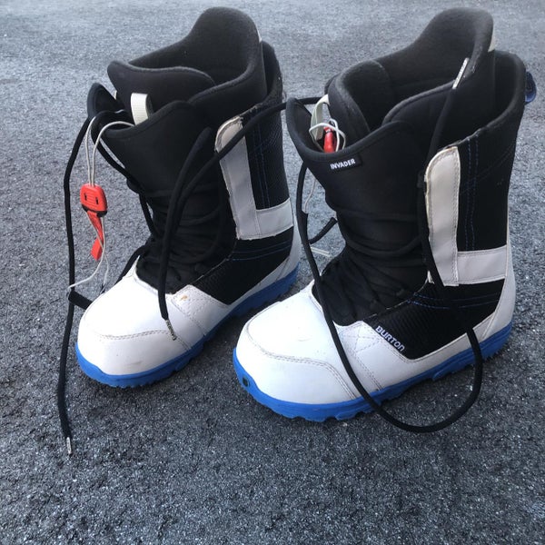 Used Size 10 (Women's 11) Burton Invader Snowboard Boots