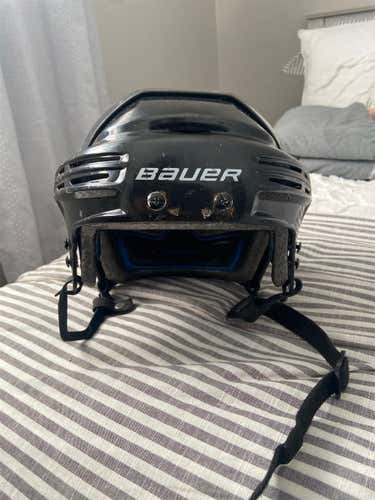 Black Used Medium Bauer 7500  Helmet