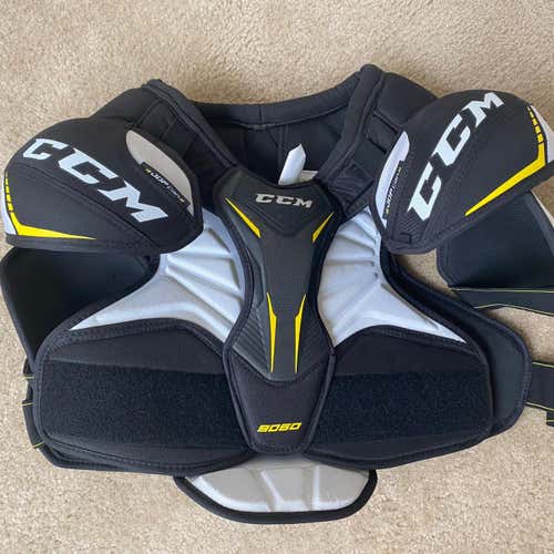 Senior Extra Large CCM Tacks 9060 Pro Stock Shoulder Pads