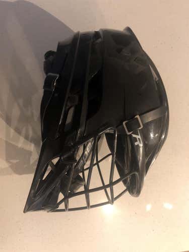 Black Adult Cascade R Helmet