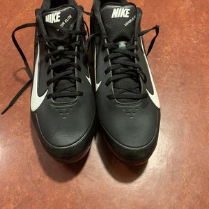 Nike Vapor Elite Metal Baseball Cleats (Men’s Size 13, Women’s size 14) (NEW WITHOUT BOX)