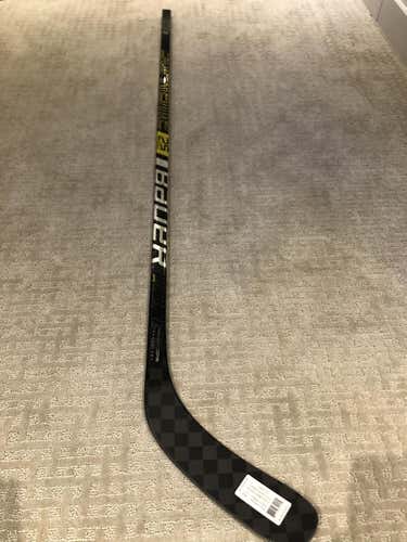 New Intermediate Bauer Left Hand Supreme 2S Pro Hockey Stick P88