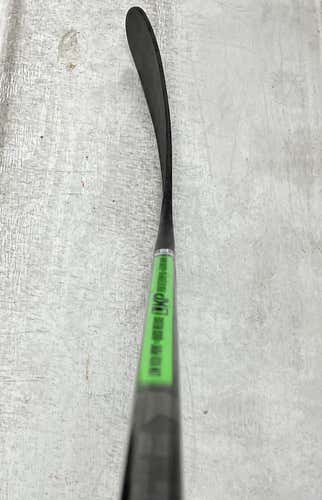 *NEW* CCM Ribcor Trigger 5 Pro Intermediate Stick- RH PM90T (Tavares)