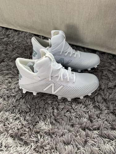 White Adult Size 11.5 (Women's 12.5) New Balance Cleats