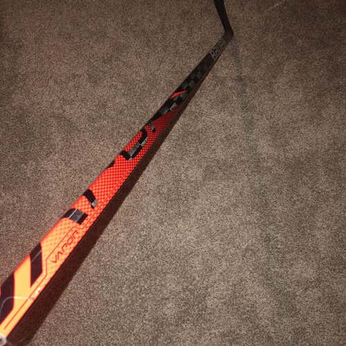 Senior Left Hand Vapor FlyLite Toe Pattern Pro Stock Hockey Stick