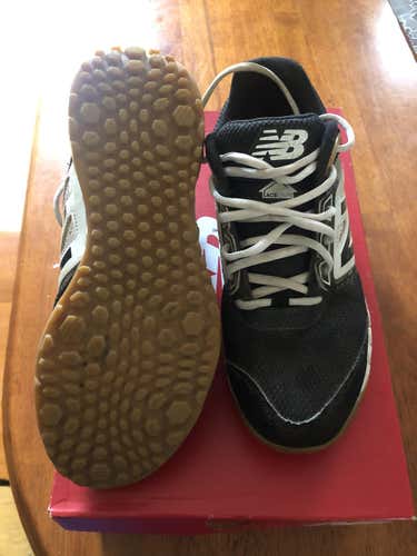 Black Used Adult Men's Size 7.5 (Women's 8.5) Turf Cleats New Balance Low Cut