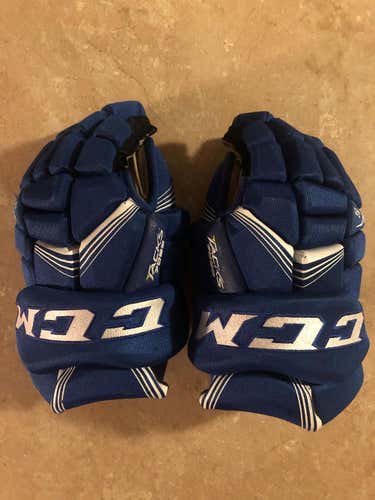 Blue Used Senior CCM Tacks 7092 Gloves 13"