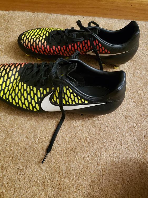 nike magista 8.5