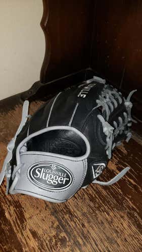 Louisville Slugger Baseball Glove 11.5"