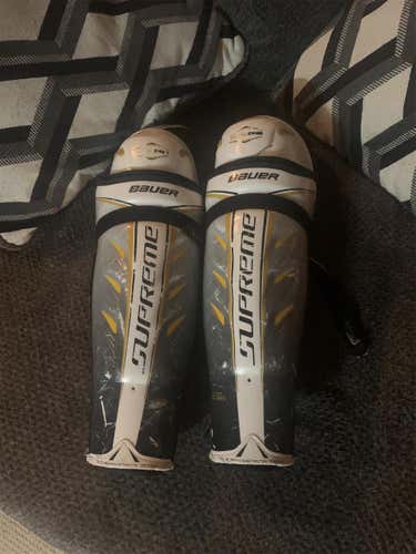 Senior Bauer Supreme TotalOne Shin Pads