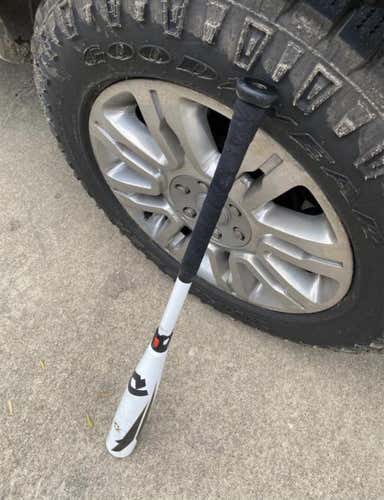 2019 Demarini Voodoo (-3) 30 oz 33" Bat