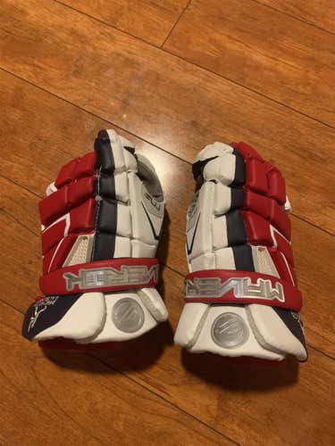 Used Maverik M4 13" Lacrosse Gloves