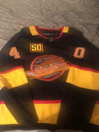 FAKE Vancouver Canucks Flying Skate Third Jersey Size 50