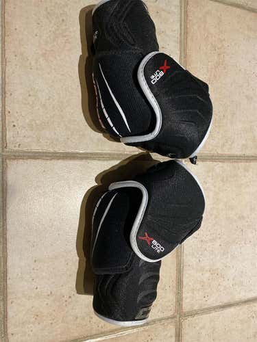 Senior Medium Bauer Vapor x800 lite Elbow Pads
