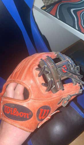 Red High School/College Right Hand Throw A2K Datdude 11.5" Baseball Glove