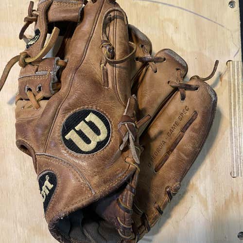 Brown Kid Pitch (9YO-13YO) Infield A2000 11.5" Baseball Glove
