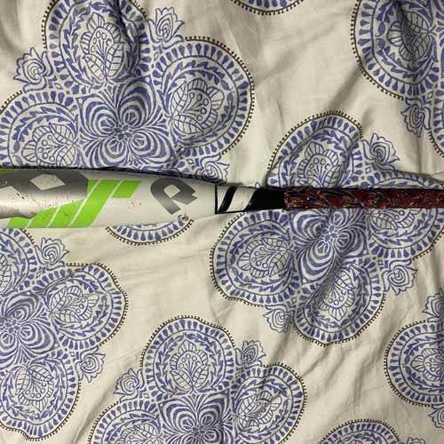 2017 Composite CF8 (-11) 15 oz 26" Bat