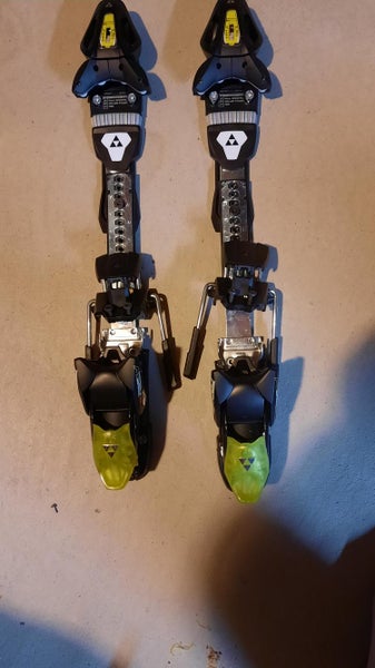 New Fischer RC4 Z11 Freeflex Ski Bindings Max Din 11