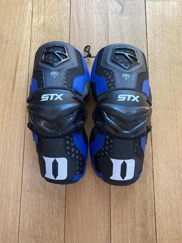 Duke Arm Odd Large STX Cell IV